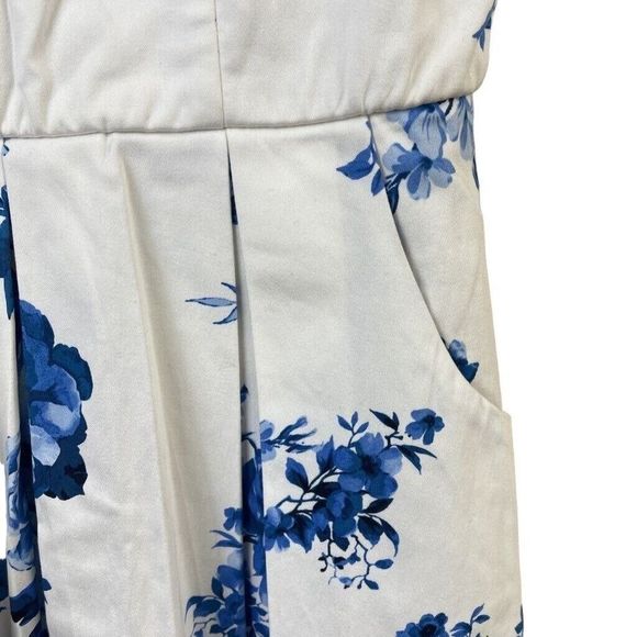 Jun & Ivy Dress Floral Fit And Flare White Blue Lined V Neck Strap Knit S New - Picture 2 of 14
